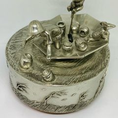 ROYAL SELANGOR Winnie the Pooh Disney Music Box