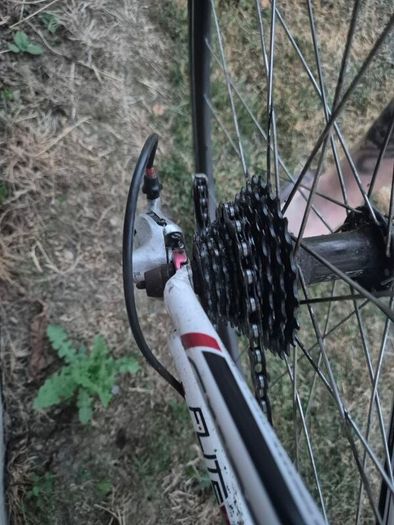 felt road bike