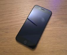 iPhone 8