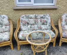 Conservatory suite of furniture