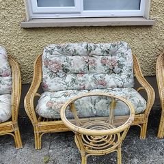 Conservatory suite of furniture