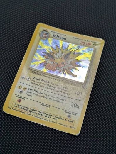 Jolteon - 4/64 Jungle - Pokemon Card