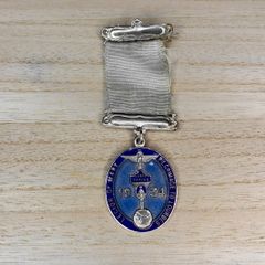 Vintage Legio Mariae Medal
