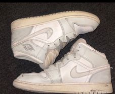 Real Nike.  Bought From Brown Thomas.   Price Reflects Condition.