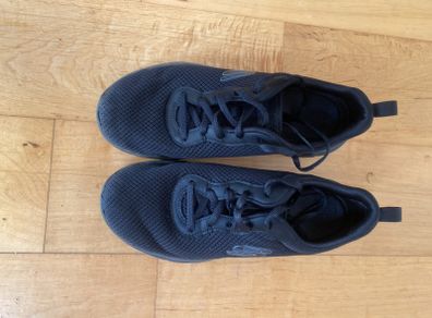 Kids Sketchers black size UK3 or 36