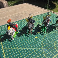 toy soldiers