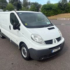 141 Renault traffic