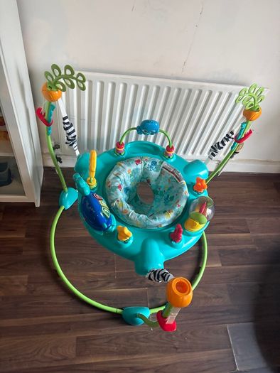 Baby bouncer
