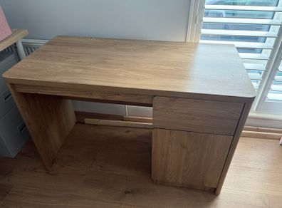 Solid Office desk - white oak style