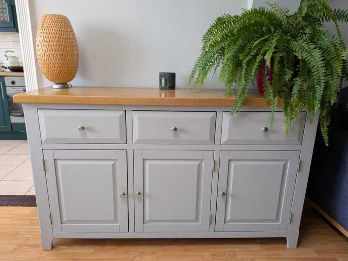 Sideboard