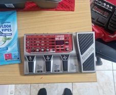 boss bass guitar pedal ME 20B