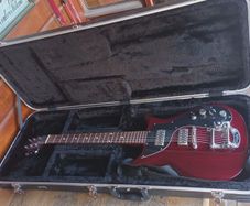 Gretsch electric guitar, case, fully working,  D18