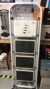 4 Step Ladder