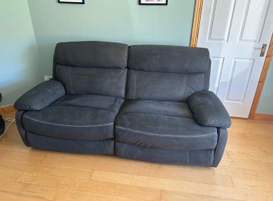 Electric Lazy Boy Couch