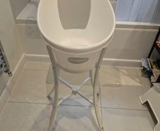 Shnuggle Baby Bath collapsible
