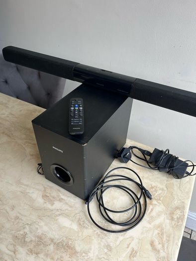 PHILIPS Sound bar & Subwoofer