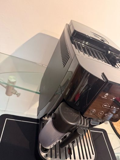 Delonghi Magnifica Start Coffee Machine