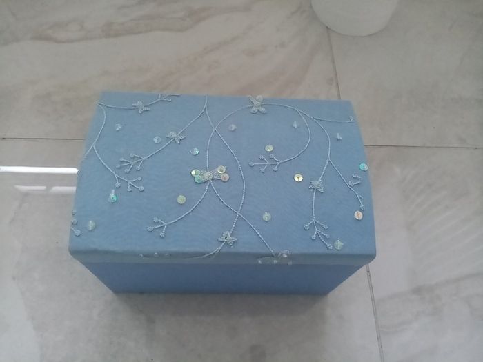 Pretty box