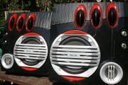 Phillips Speaker System Fwb-m589/17 Retro Look 2003 Model Full Working Order