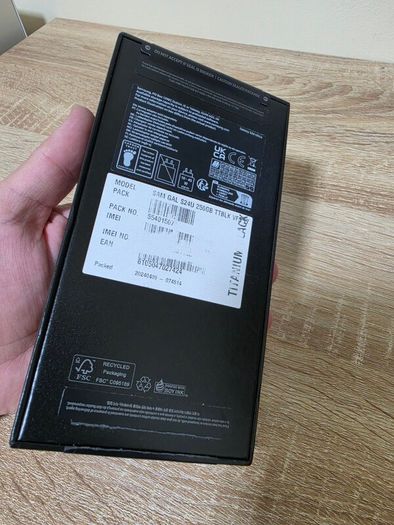 Galaxy S24 Ultra empty box
