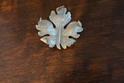 Retro silver leaf brooch