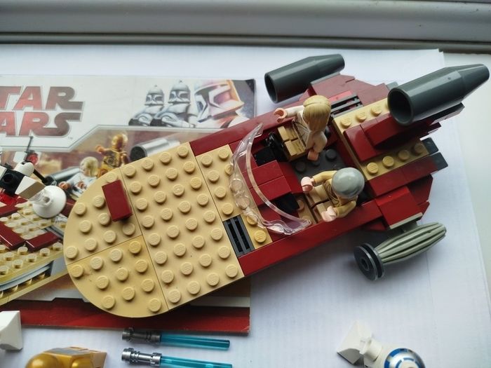 Lego Star Wars 8092 Lukes Landspeeder