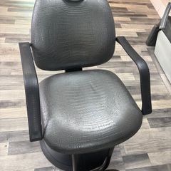Barber chair