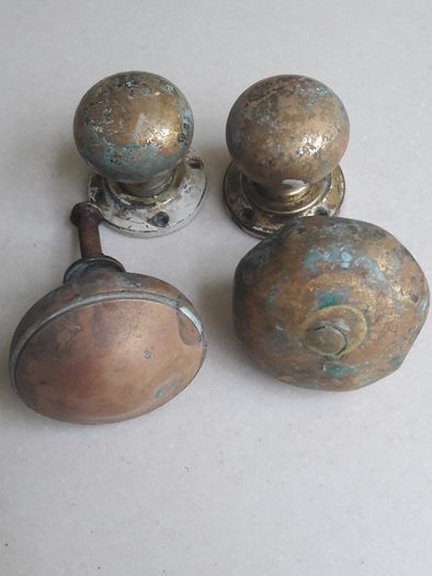 Joblot of solid brass