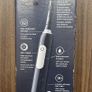 Oral B Pro 1 Braun Electric Toothbrush brand new Image 2