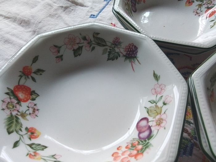Six Small Fruit Bowls Johnson Bros