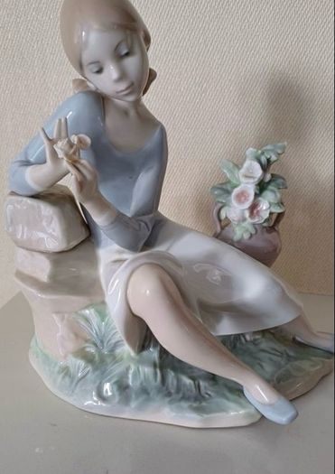 Vinage Lladro Rosalinda Figurine