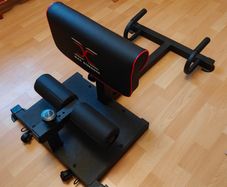 Sissy Squat Machine