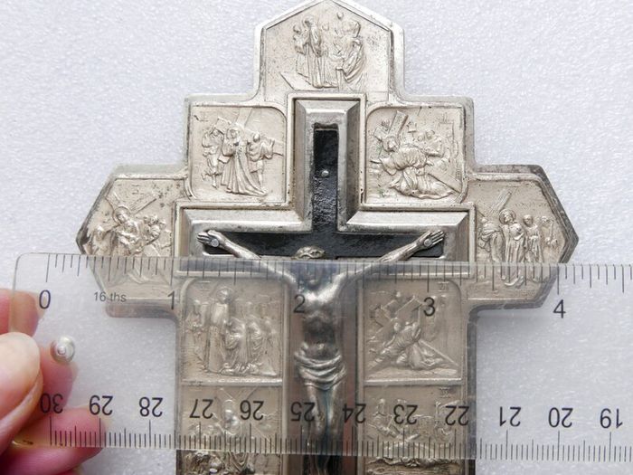 Vintage Wall Crucifix Featuring Embossed Plaques Depicting the 14 Stations of the Cross