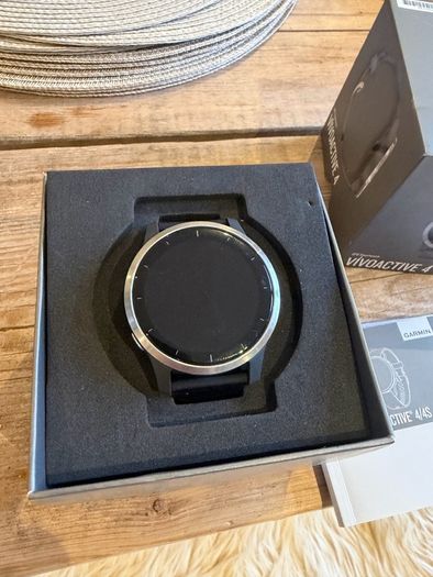 Garmin Vivoactive 4