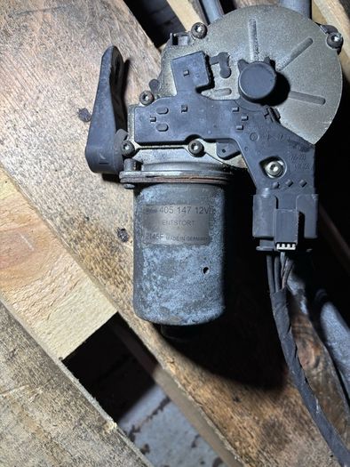 Mercedes Sprinter Wiper Linkage