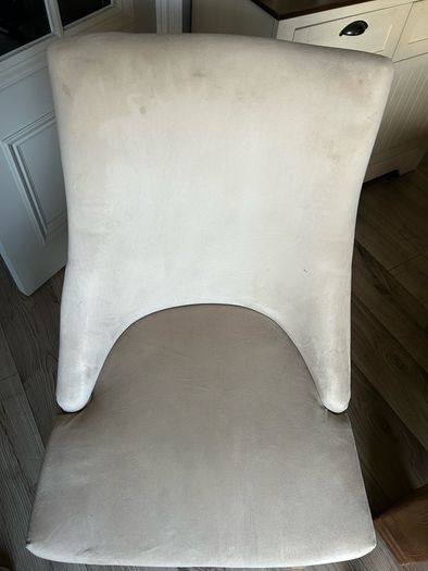 Dining table (extendable) with four velvet dining chairs
