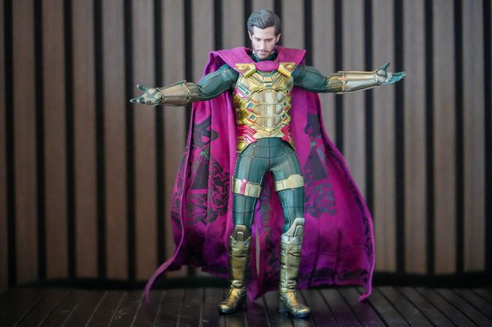 Hot Toys Mysterio - Spider-Man: Far From Home - MMS556 - 1/6 Scale