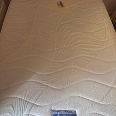 Almost brand new mattrass,  no stains, premium quality.