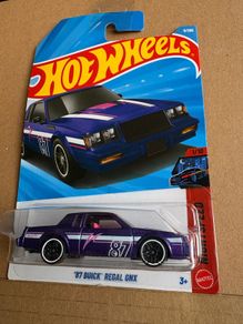 Hot Wheels 87 Buick Regal Gnx