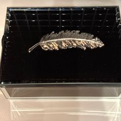 Jewelry box