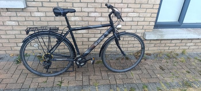 Apollo Belmont hybrid bike