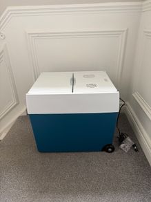 Electric Cool Box / Portable Fridge 12V/230V MobiCool
