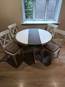 Round Dining Table   4  Chairs Set