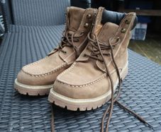 Mens heavy duty brown leather boots