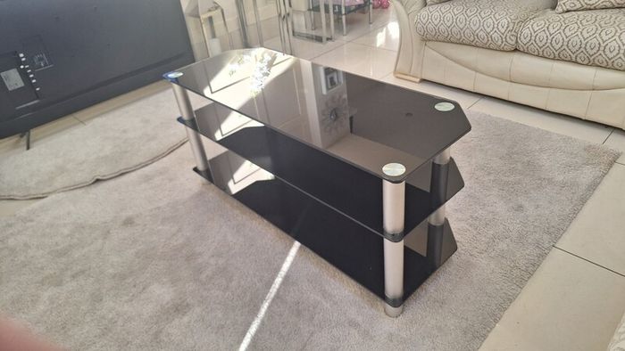 Tv table