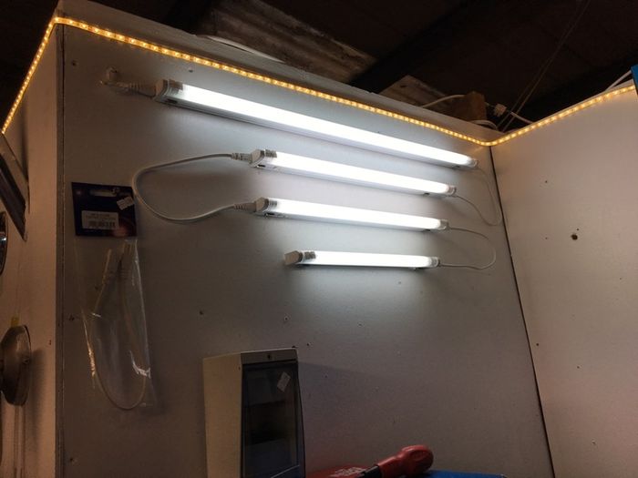 T 4 Link Lights Micro Fluorescent