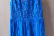 Beautifull blue dress with lace