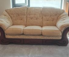 High-Quality Traditional 4-Piece Sofa Suite (3-Seater, 2-Seater, Armchair & Footstool)