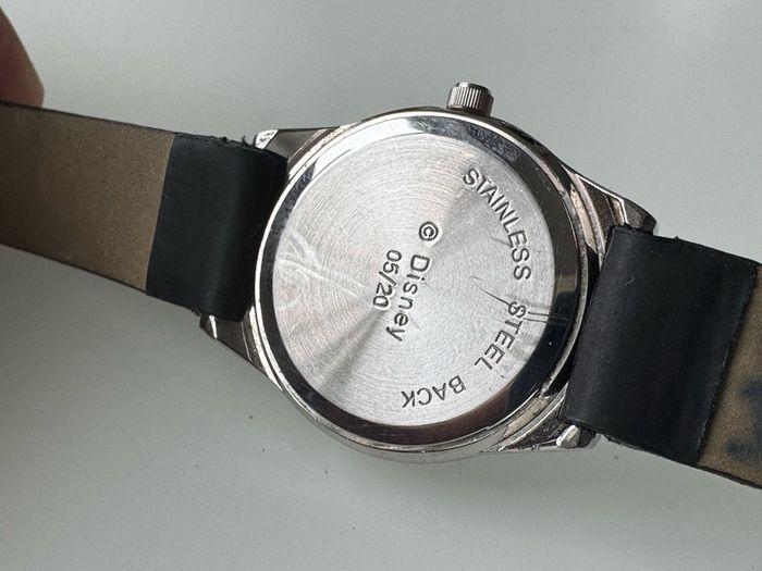 DISNEY kids watch