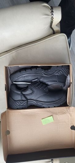 Safety Shoes Size 5